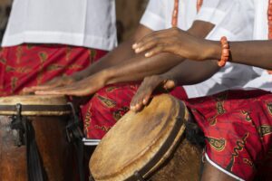 Ferienworkshop: Afrikanisches Trommeln @ Bürgerhaus in Meiendorf e. V.